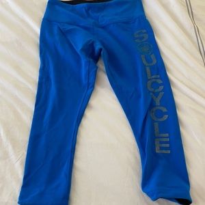 Lululemon bright blue wunder cropped leggings